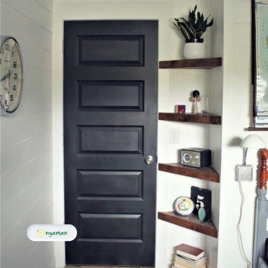 Design Yang Menginspirasimu, Memasang beberapa potong kayu segitiga sehingga pas untuk sudut ruangan